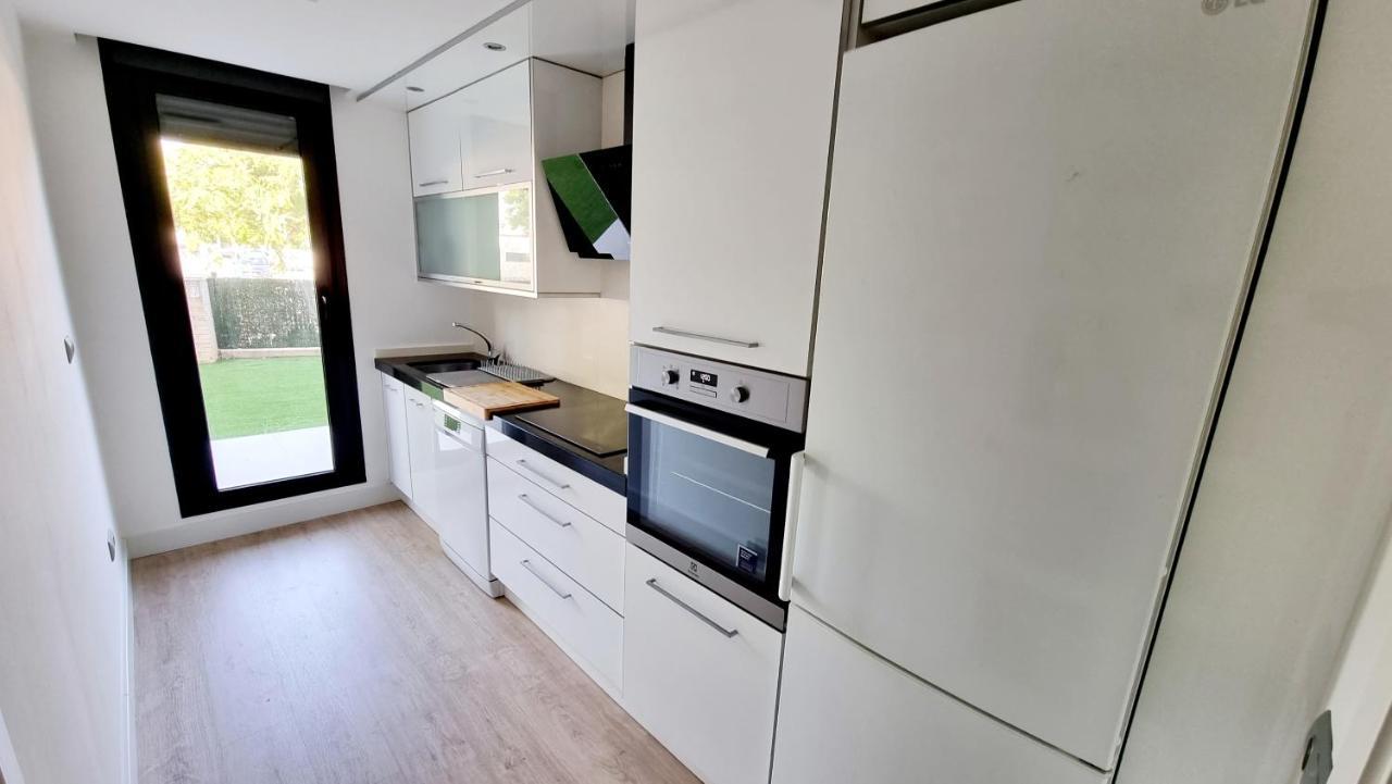 Apartamento Diseno Con Jardin Privado A 100 Metros Del Mar Torredembarra Exterior photo