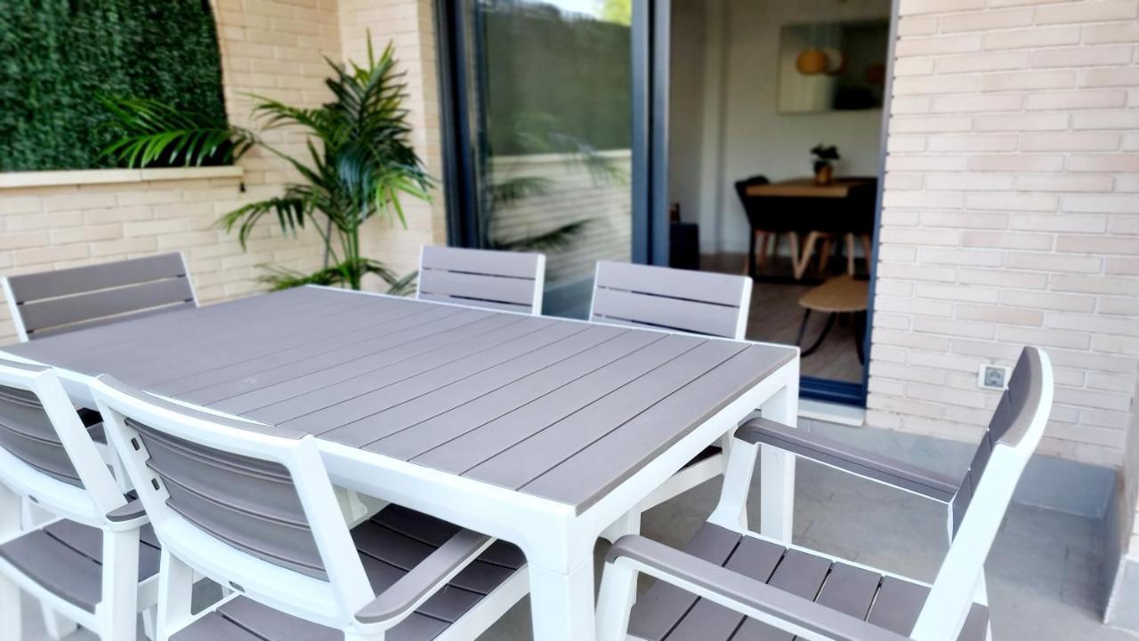 Apartamento Diseno Con Jardin Privado A 100 Metros Del Mar Torredembarra Exterior photo